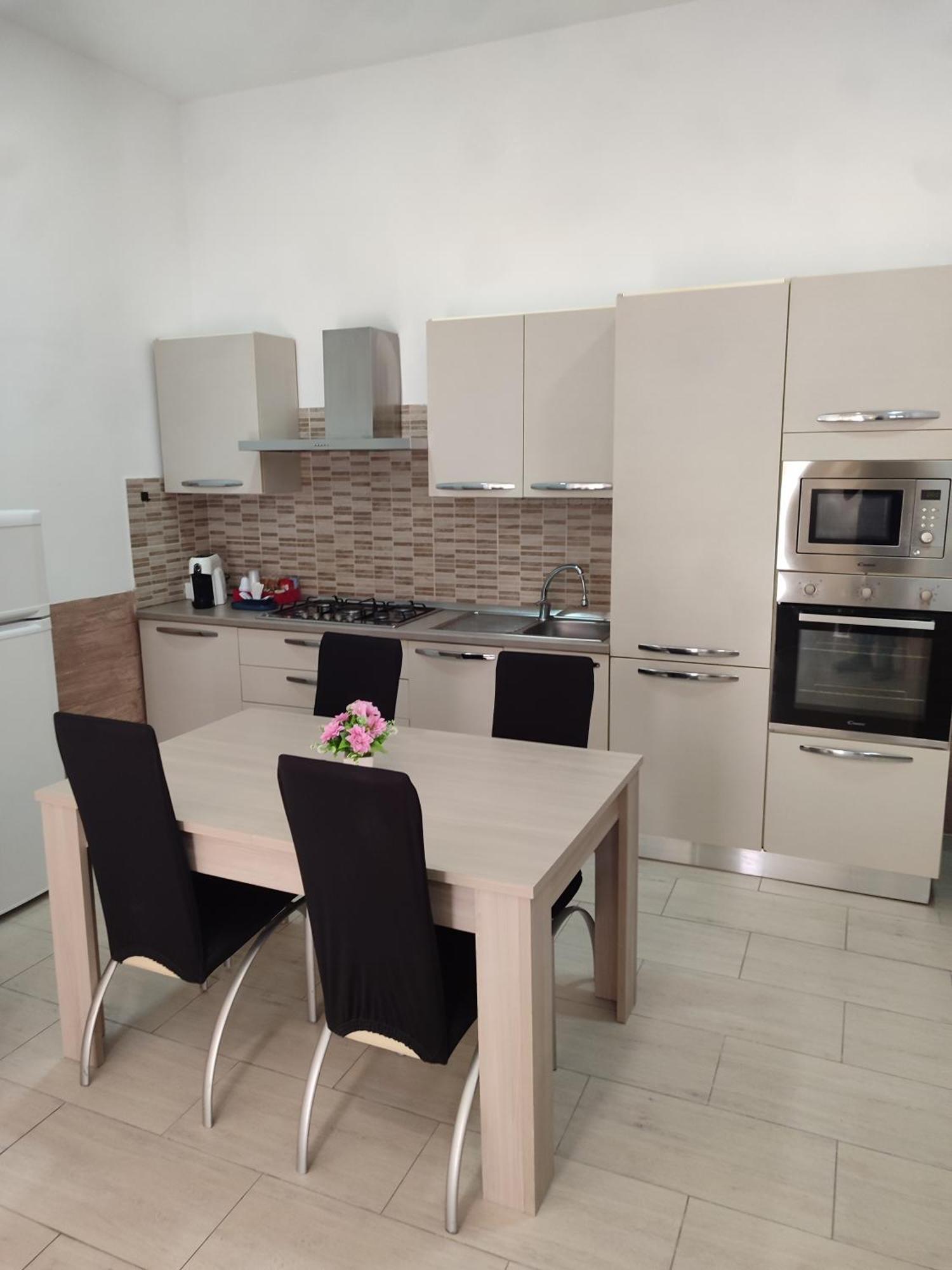 Al Civico 13 Apartment Foggia Ngoại thất bức ảnh